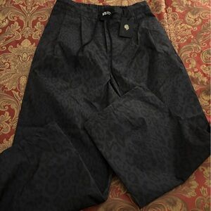 Darc sports LOYALTY PATCH HADI PANTS IN CHARCOAL LEOPARD